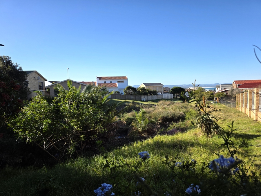 3 Bedroom Property for Sale in Wavecrest Eastern Cape